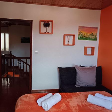 Casa Central - Peceful Mountain Retreat In Calheta Ribeira do Raposo Luaran gambar