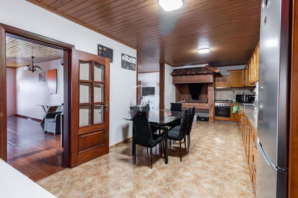 Casa Central - Peceful Mountain Retreat In Calheta Ribeira do Raposo Luaran gambar