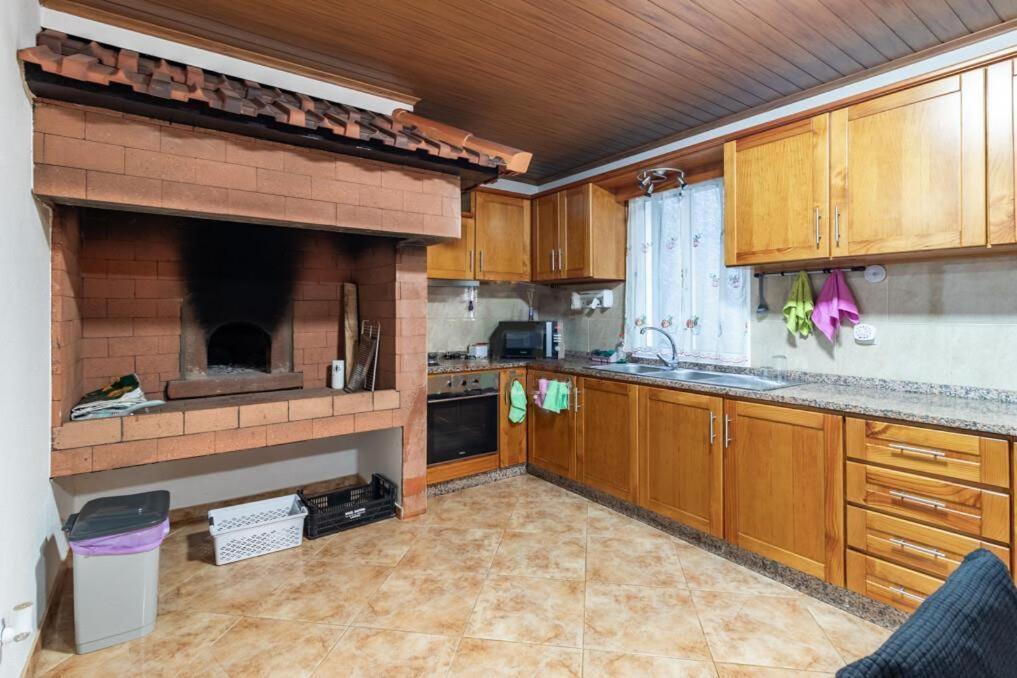 Casa Central - Peceful Mountain Retreat In Calheta Ribeira do Raposo Luaran gambar