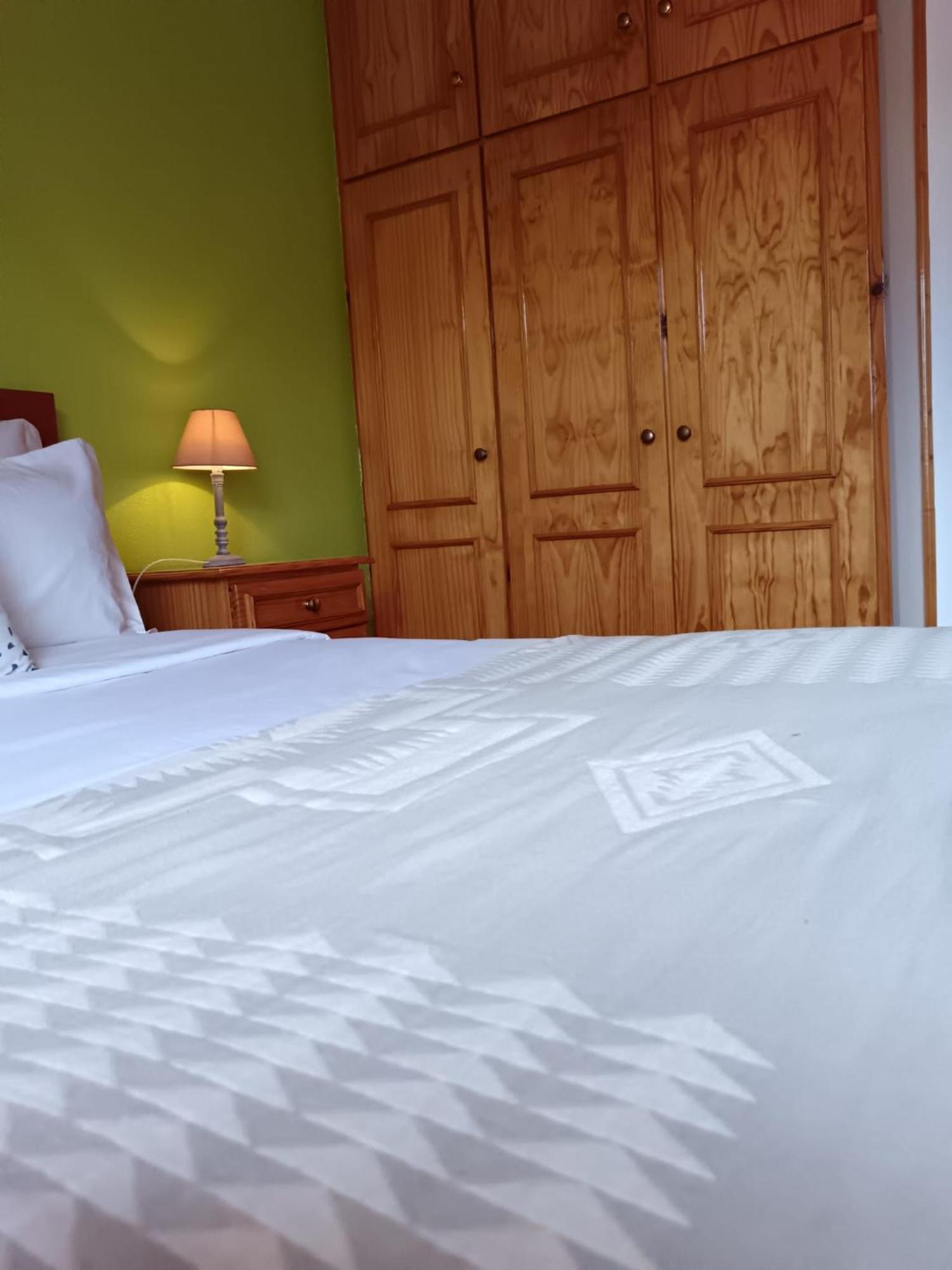 Casa Central - Peceful Mountain Retreat In Calheta Ribeira do Raposo Luaran gambar