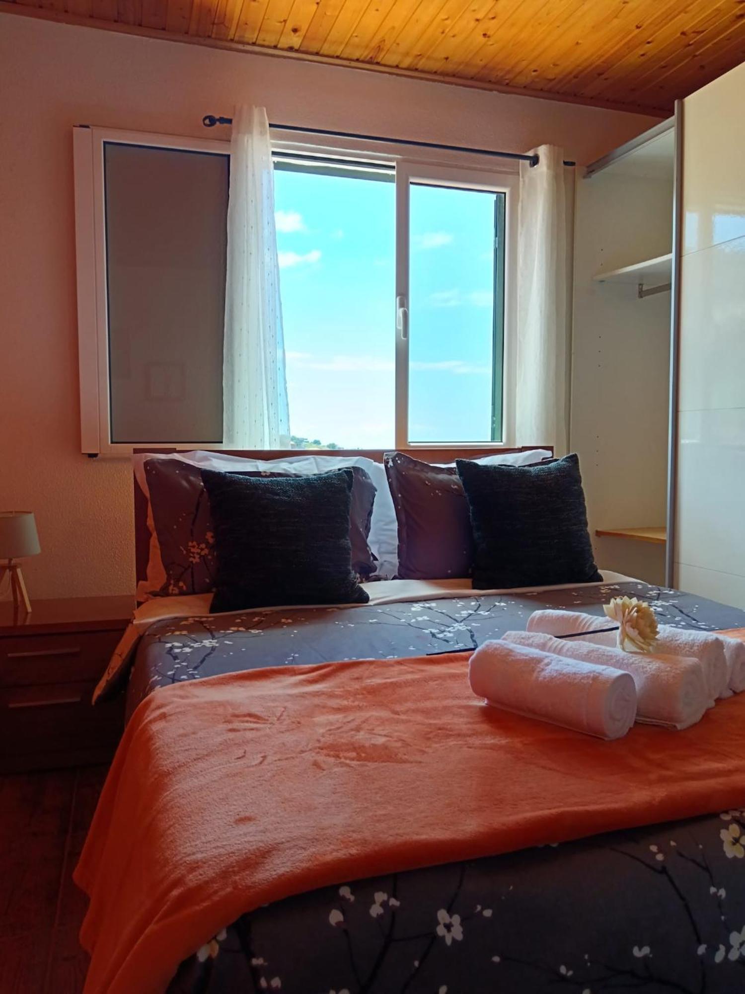 Casa Central - Peceful Mountain Retreat In Calheta Ribeira do Raposo Luaran gambar